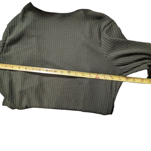 ☮️Army green long cardigan size large☮️ - Picture 4 of 4